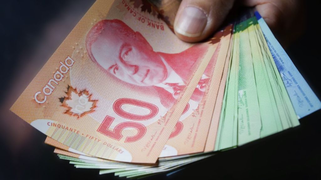 CRA $2,600 Direct Deposit in September 2025